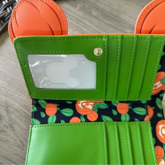 Loungefly Neon Orange and Green Glow Minnie Flap Wallet - Picture 7 of 8